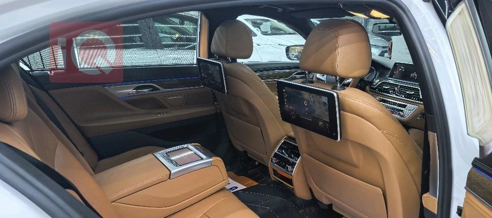 بي ام دبليو الفئة 7